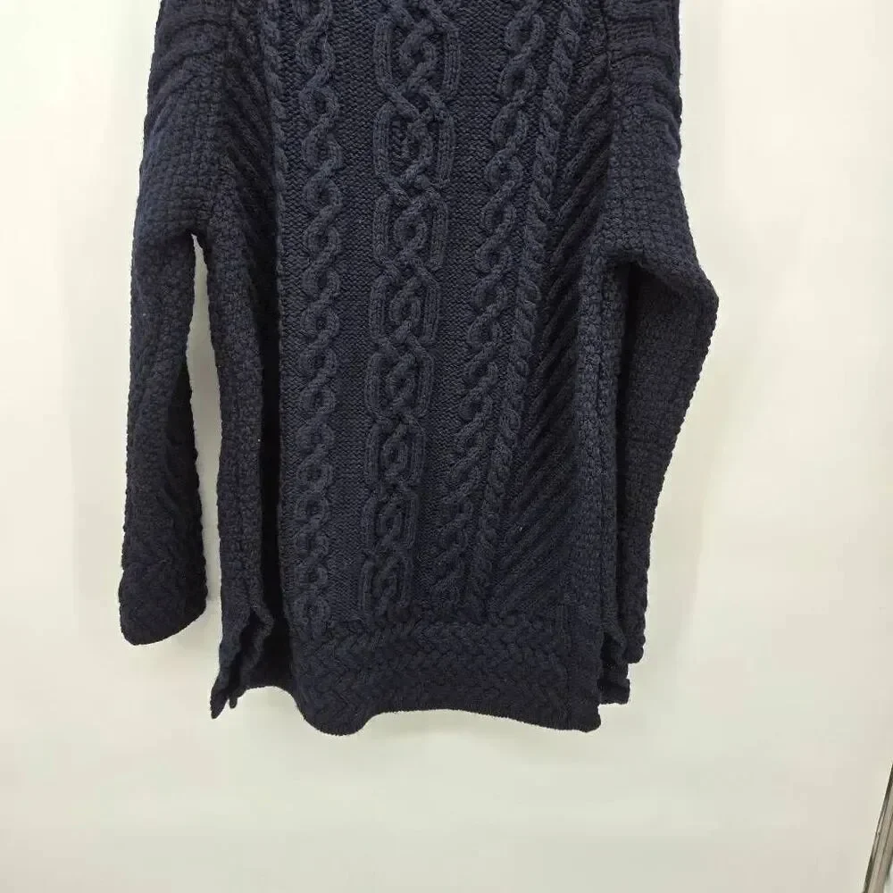 Saol Ireland 100% Merino Wool Sweater Size Medium Cable Knit Navy Blue